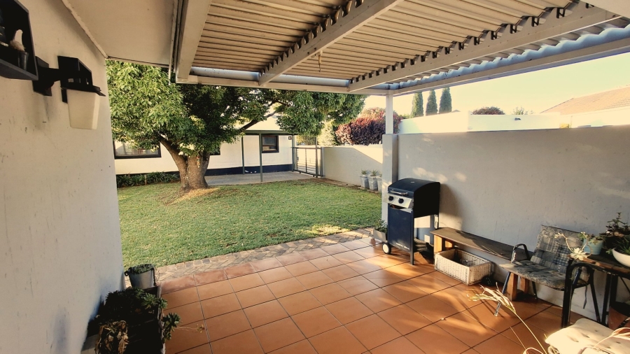 2 Bedroom Property for Sale in Vaalpark Free State